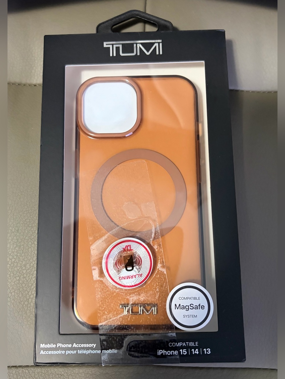 BNWB 2026 TUMI iPHONE 15 - 14 -13 ACRYLIC CASE MAG SAFE SYSTEM COLOR OLD GOLDEN